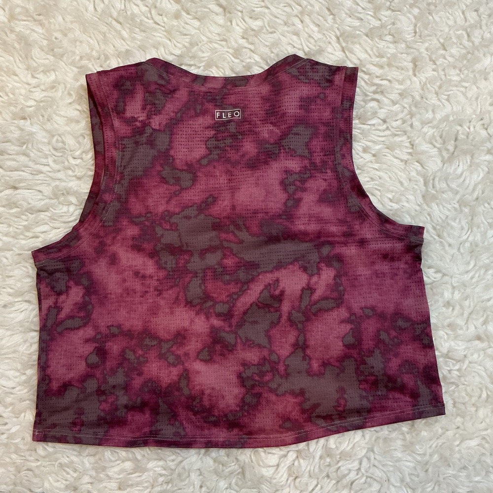 FLEO Crop Tank Top Womens Medium Plum Tie Dye Excellent Perforated Mesh Active - Picture 3 of 4